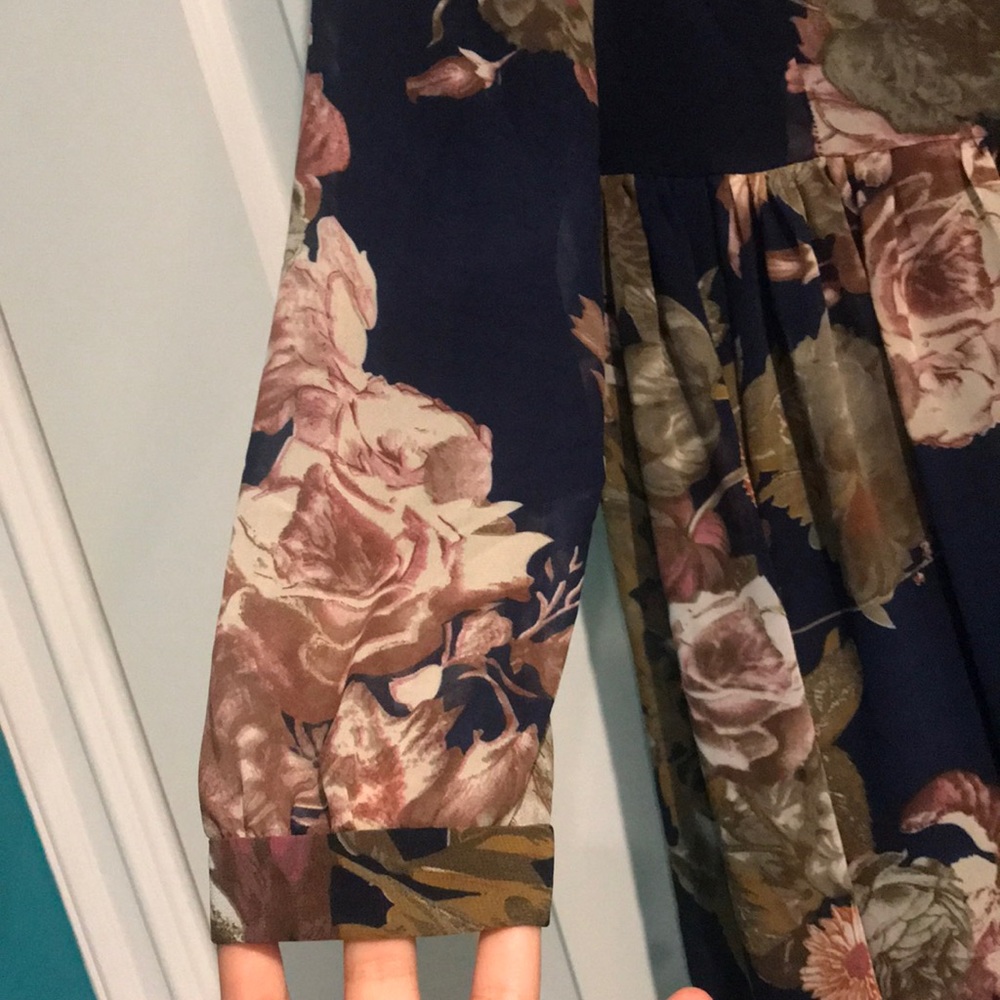 SHABBY APPLE FLORAL DRESS - Picture 4 of 8